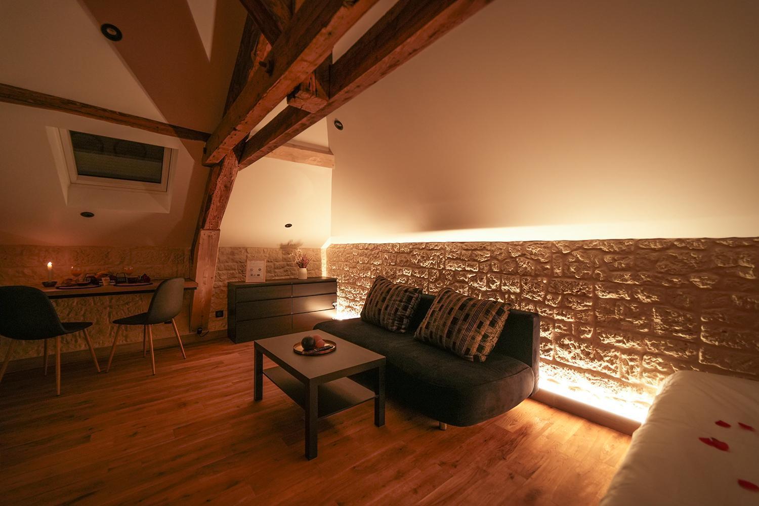 Evasion Chic, Spa Et Sauna Sous Les Toits 낭시 외부 사진